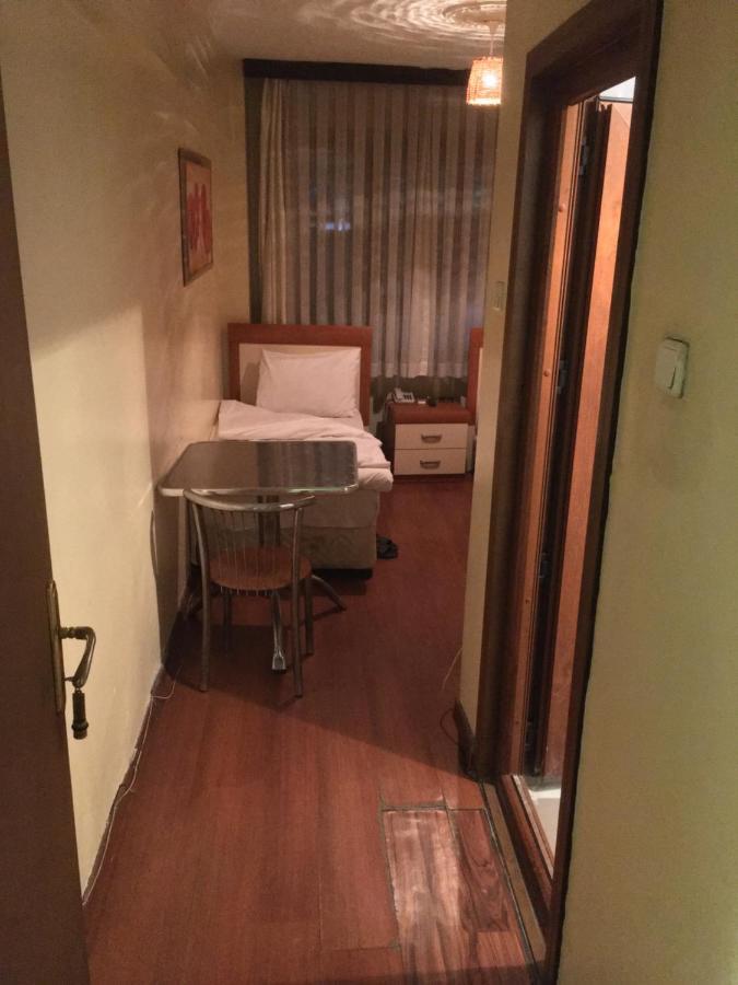 Hotel Surucu อิสตันบูล ภายนอก รูปภาพ