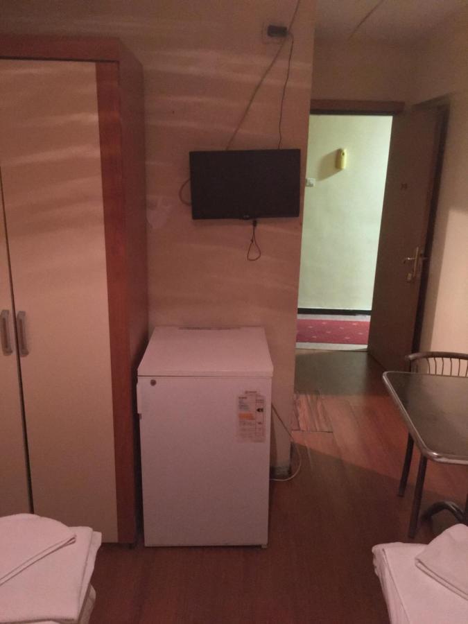 Hotel Surucu อิสตันบูล ภายนอก รูปภาพ